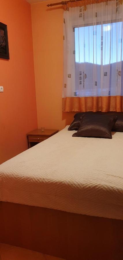 Eugenia Apartment *